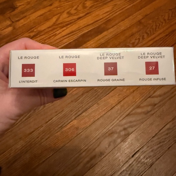 Givenchy Le Rouge Lipstick Set - Bold Reds - Picture 2 of 3